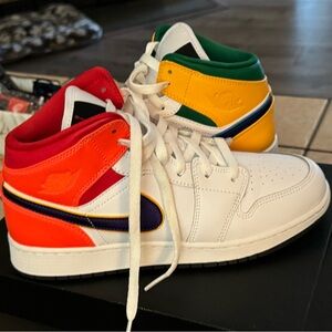 Jordan mid 1